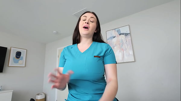 Busty Step Mom Gives Me A Hand – Lindsay Lee