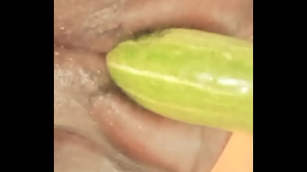 Housewife Desi Bhabhi fucked in boobs, pussy and mouth and then peed