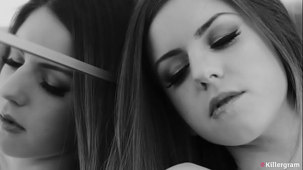 KILLERGRAM – Zoe Doll’s Bar Tease Turns Into A Wild Hardcore Session Once The Place Is Empty