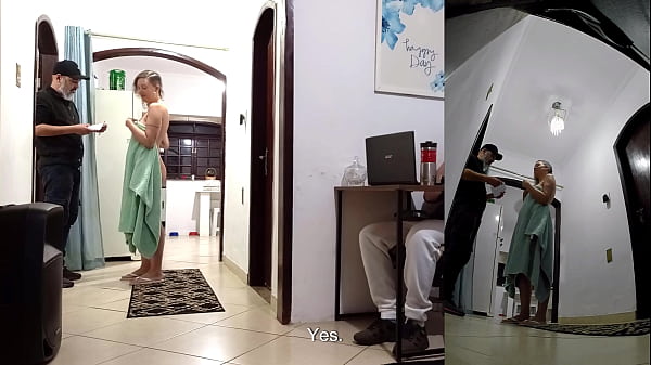 Real wife cheats on her husband while he’s wearing headphones with the delivery man.