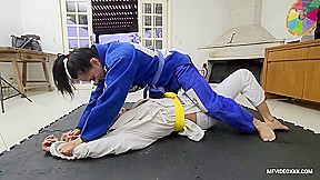 Muscles Vs Weak Slave